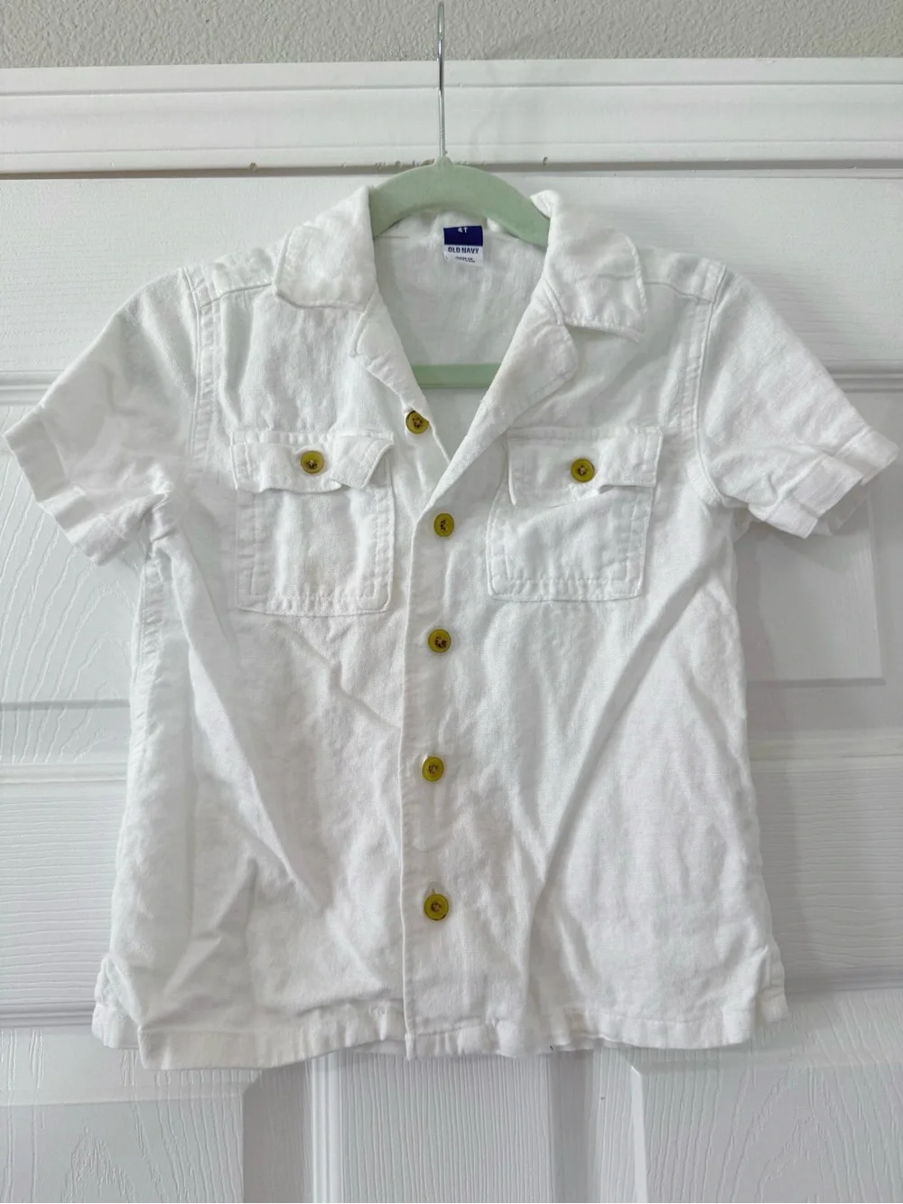 Old Navy Classic White Short-Sleeve Button Front Shirt for Boys-4T